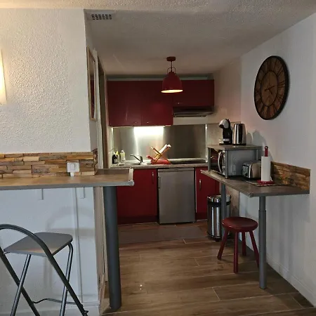Appartement Hyper Centre, Ideal Pour 4 Pers Possibilite 6 Couchages *