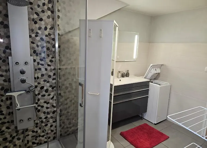 Hyper Centre, Ideal Pour 4 Pers Possibilite 6 Couchages Apartment